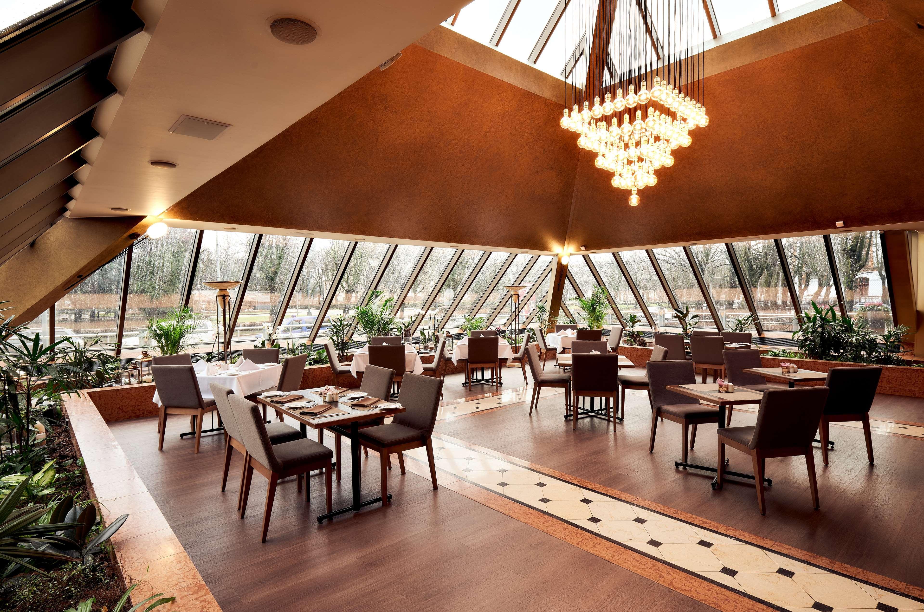 Radisson Blu Ridzene Hotel, Riga Exterior photo
