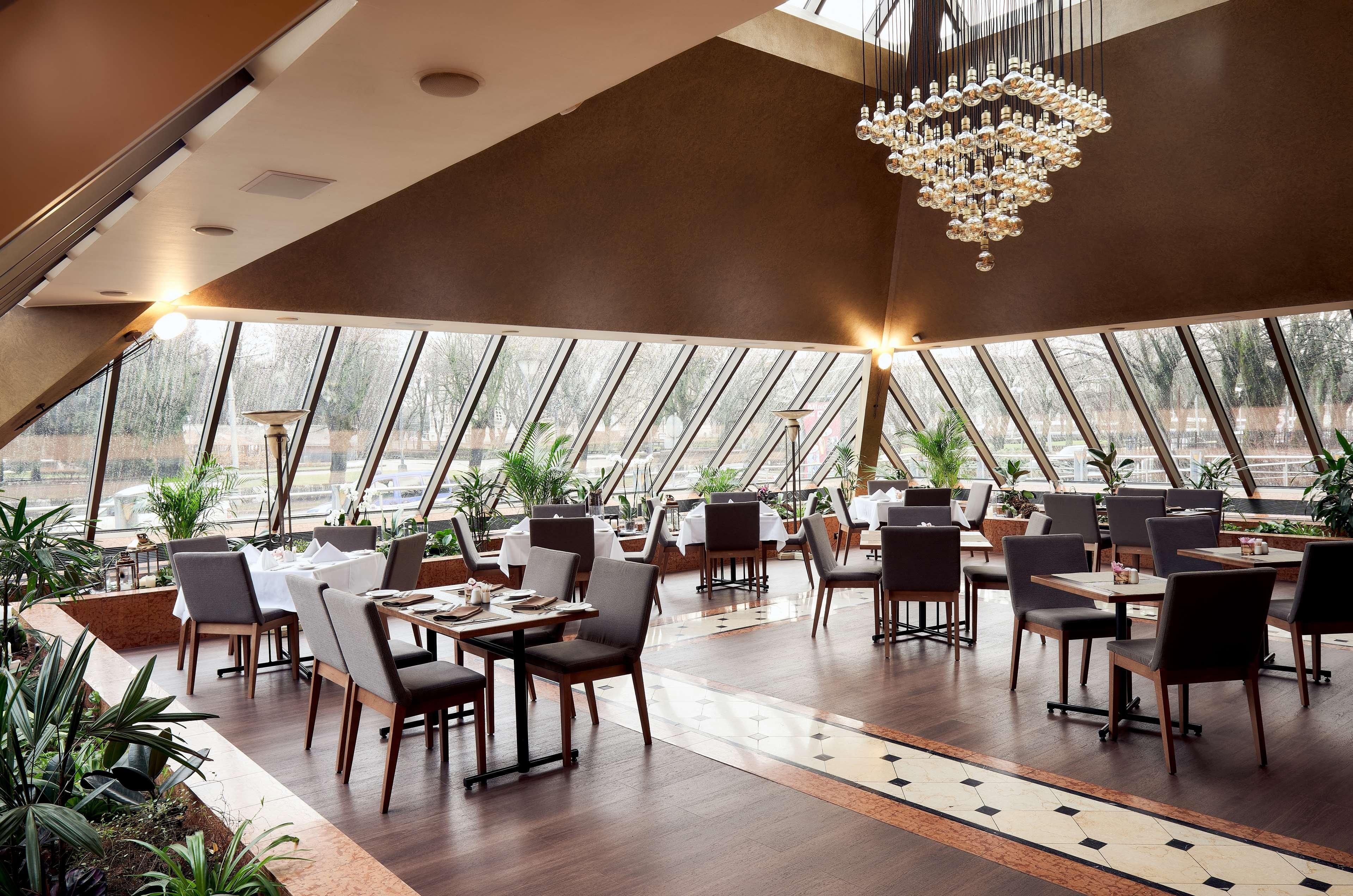 Radisson Blu Ridzene Hotel, Riga Exterior photo