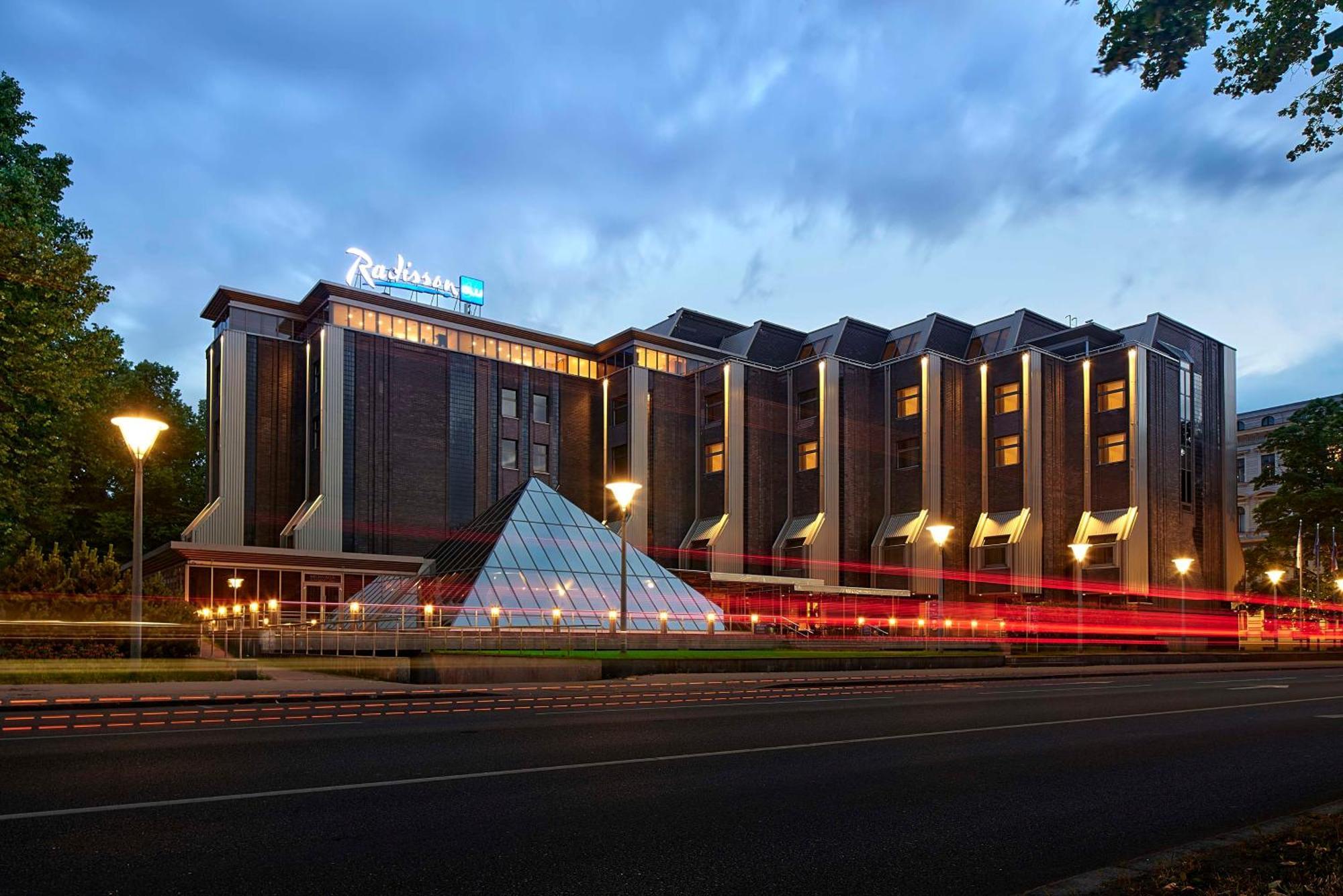 Radisson Blu Ridzene Hotel, Riga Exterior photo