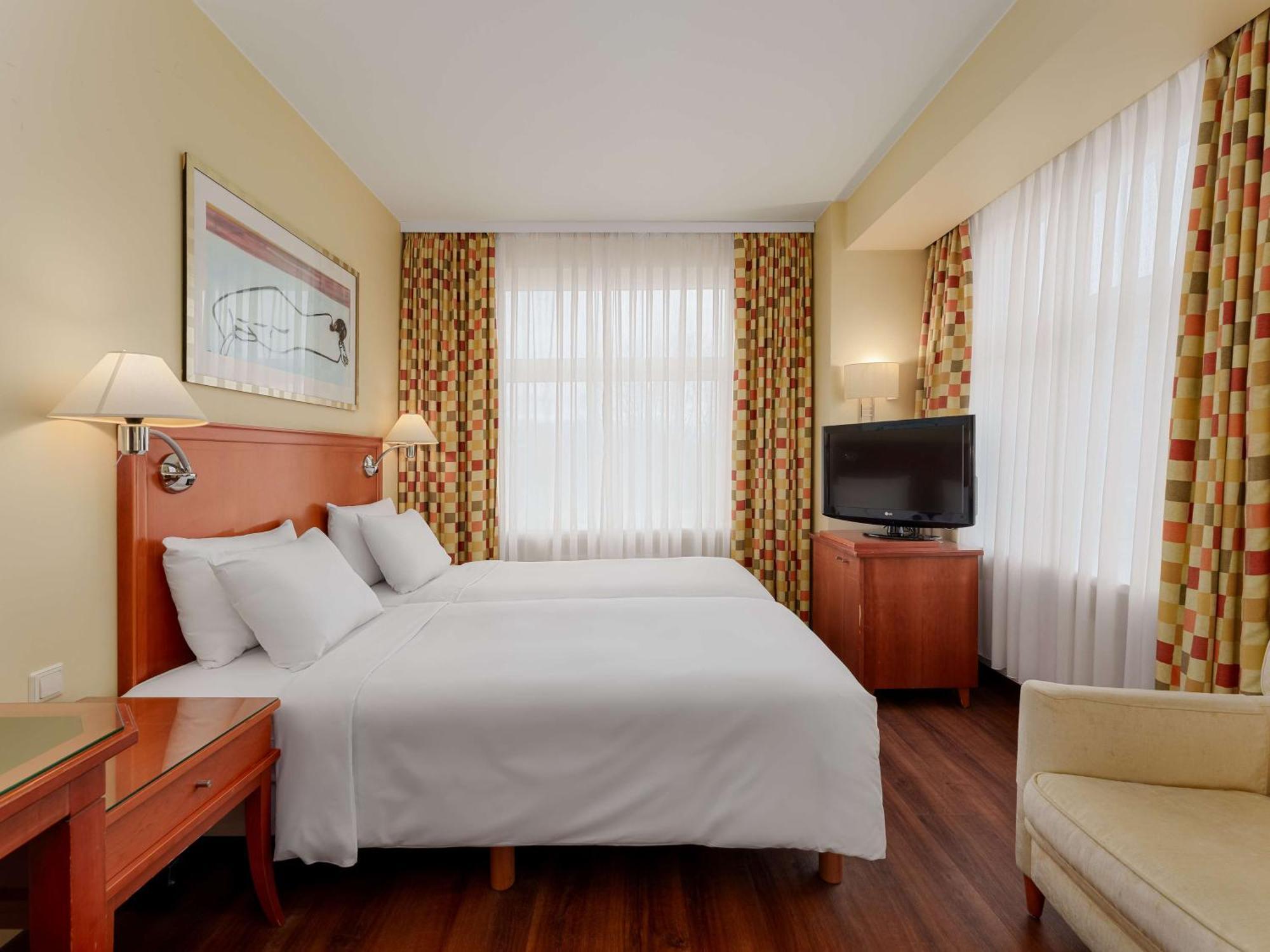 Radisson Blu Ridzene Hotel, Riga Exterior photo